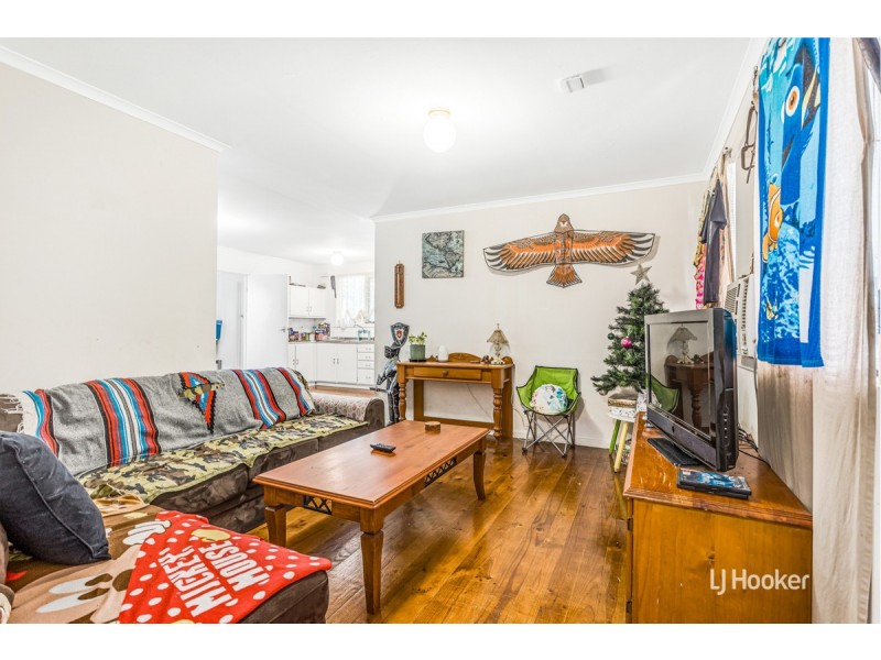 19 & 21 Moulds Crescent, Smithfield SA 5114