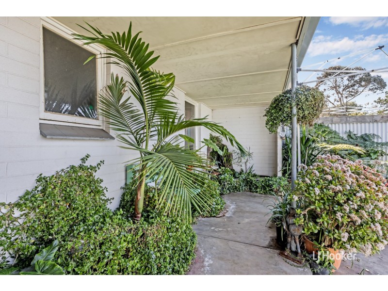 19 & 21 Moulds Crescent, Smithfield SA 5114