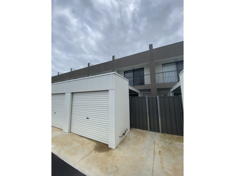 8/5 Campbell Road, Elizabeth Downs SA 5113