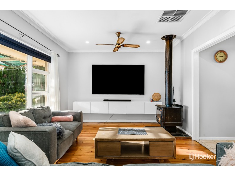 30 Carol Drive, Para Hills SA 5096