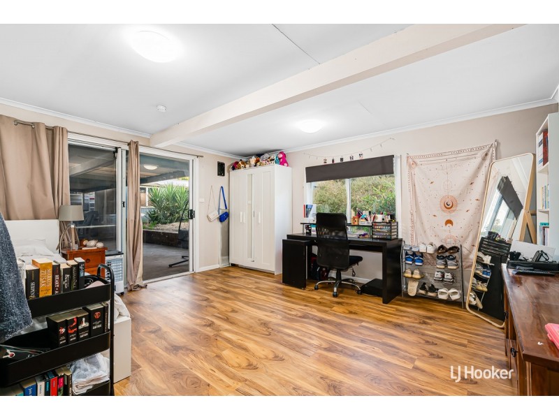 30 Carol Drive, Para Hills SA 5096