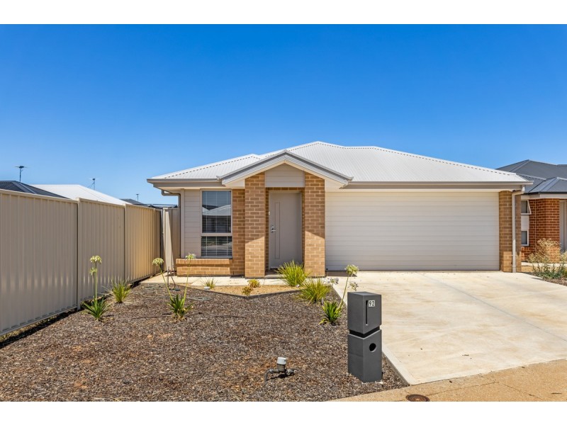 92 Keane Avenue, Munno Para West SA 5115
