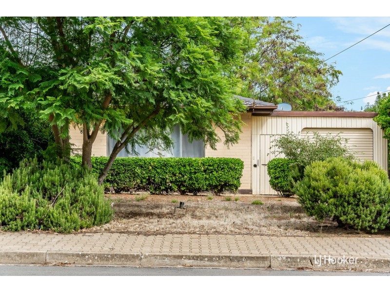 8 Uphall Street, Elizabeth Park SA 5113