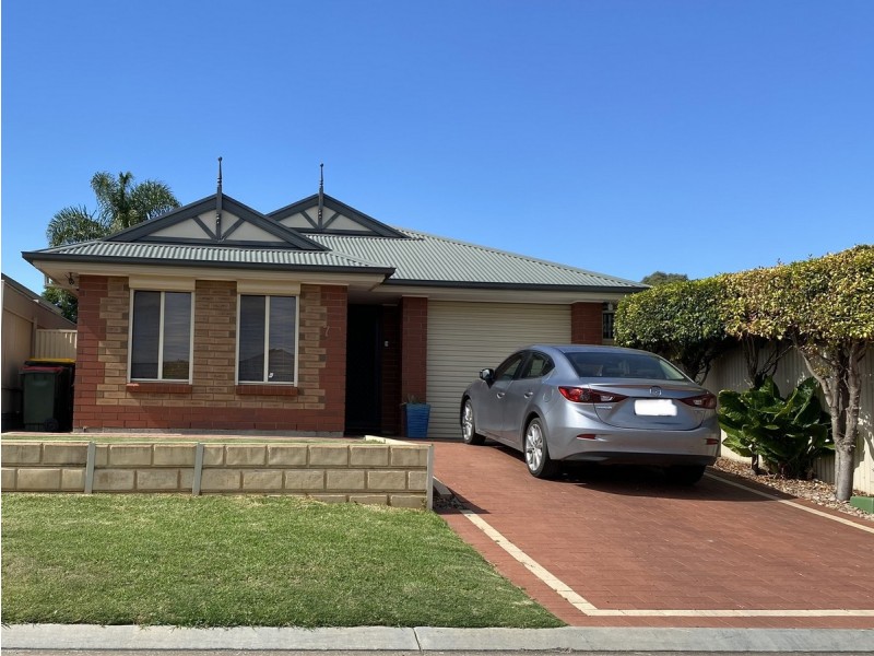 7 Queens Court, Blakeview SA 5114