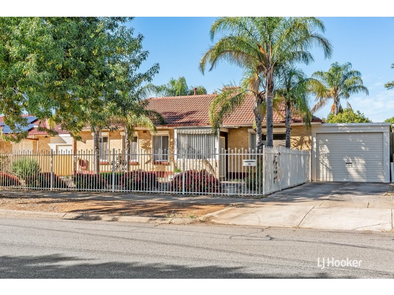 19 Shaftesbury Road, Elizabeth Vale SA 5112