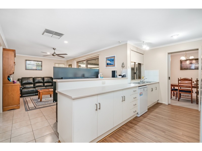 22 Rosebank Crescent, Hillbank SA 5112