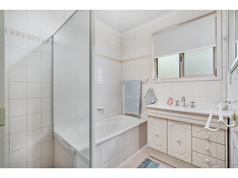 22 Rosebank Crescent, Hillbank SA 5112