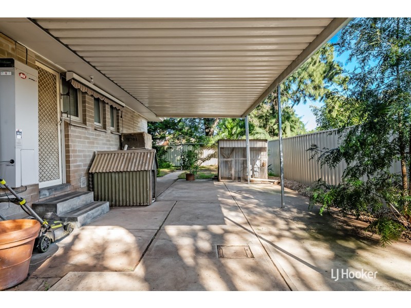 16 Cavenagh Street, Elizabeth Downs SA 5113