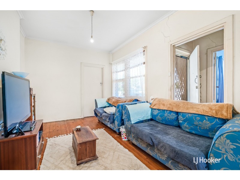 32 Goodman Road, Elizabeth South SA 5112