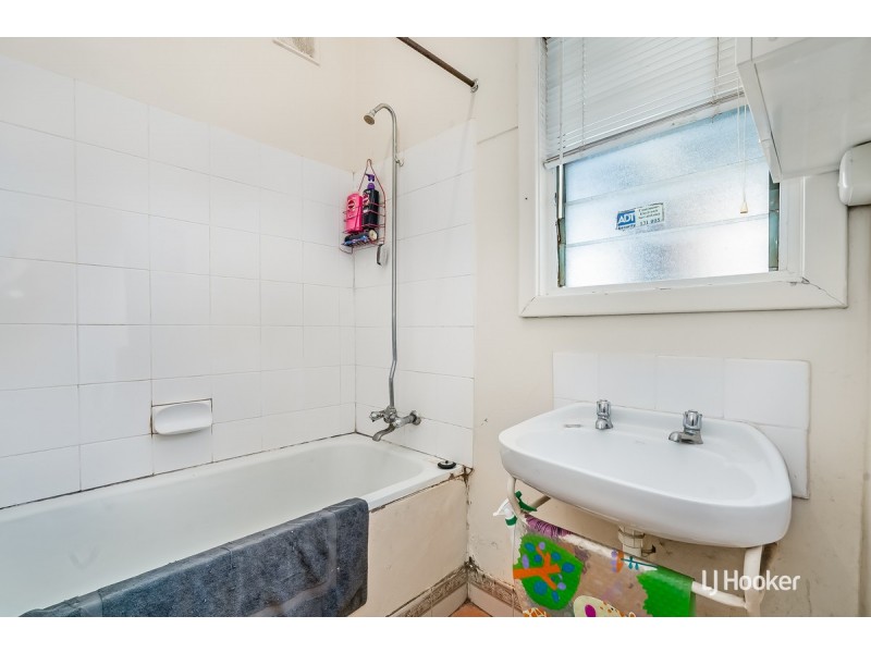 32 Goodman Road, Elizabeth South SA 5112