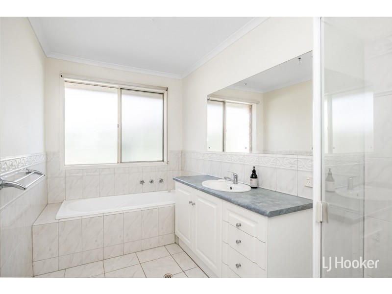 48 Applecross Drive, Blakeview SA 5114