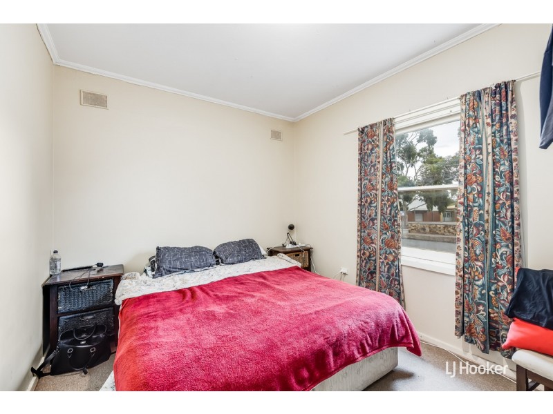 18 Dolphin Street, Elizabeth East SA 5112