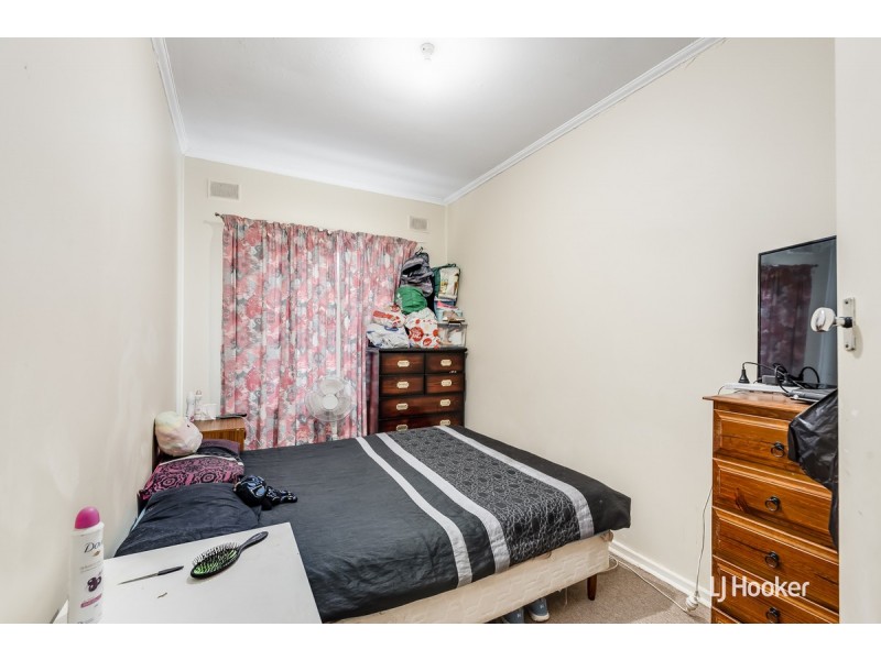 18 Dolphin Street, Elizabeth East SA 5112