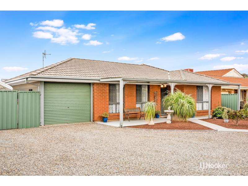 8 Millikan Court, Andrews Farm SA 5114