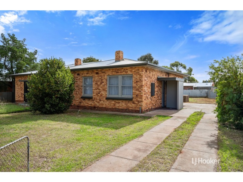 33 Midlow Road, Elizabeth Downs SA 5113