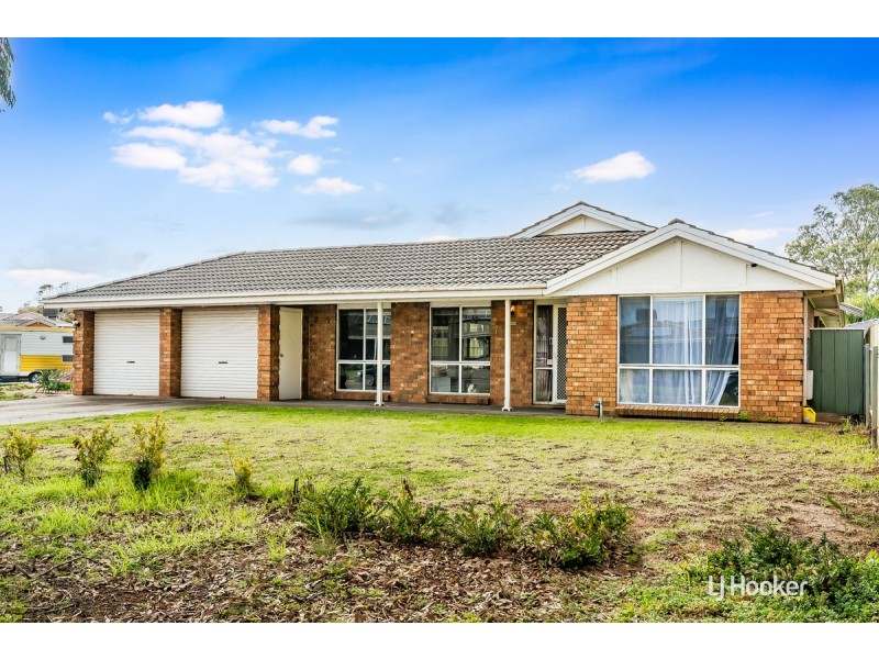 8 Harvest Court, Andrews Farm SA 5114