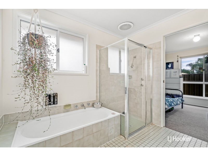 8 Harvest Court, Andrews Farm SA 5114