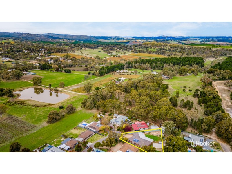 7 Wilksch Court, Williamstown SA 5351