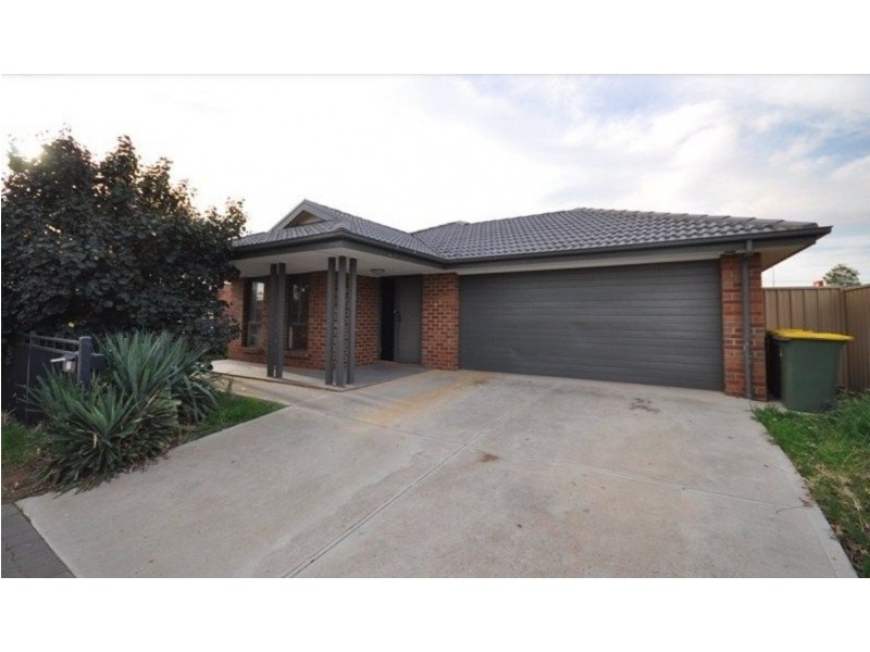 10 Barrat Street, Smithfield Plains SA 5114