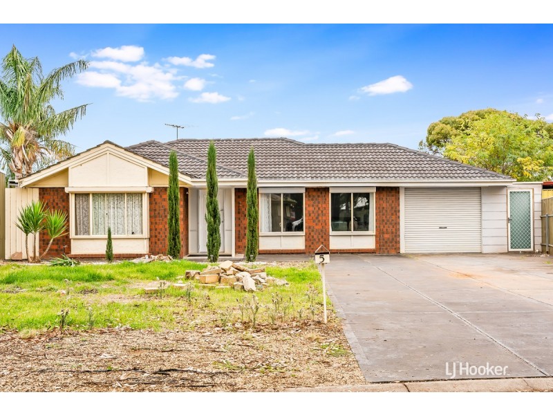 5 John Bull Court, Andrews Farm SA 5114