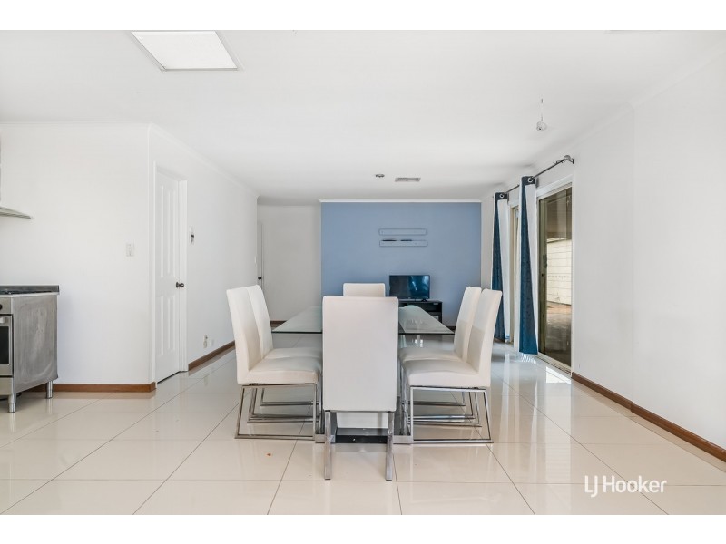 5 John Bull Court, Andrews Farm SA 5114