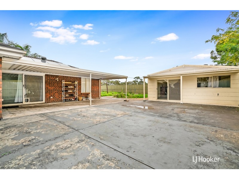 5 John Bull Court, Andrews Farm SA 5114
