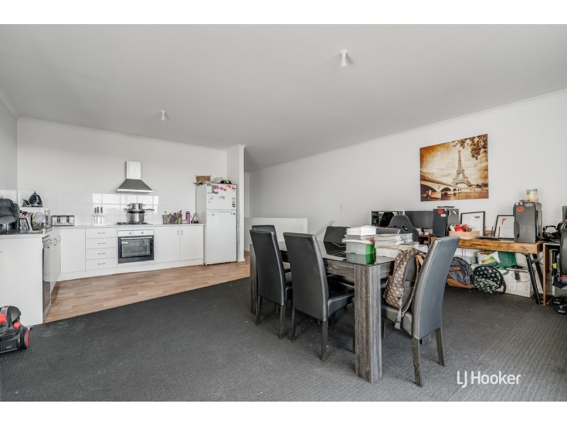 2/242 Newton Boulevard, Munno Para SA 5115