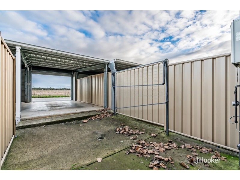 2/242 Newton Boulevard, Munno Para SA 5115