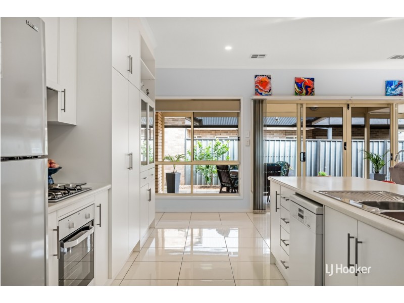 27 Rollings Way, Blakeview SA 5114