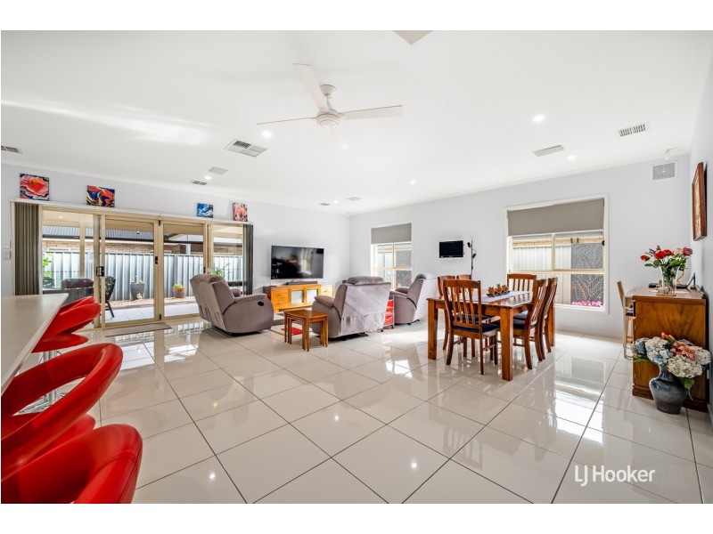 27 Rollings Way, Blakeview SA 5114