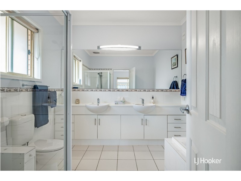 27 Rollings Way, Blakeview SA 5114