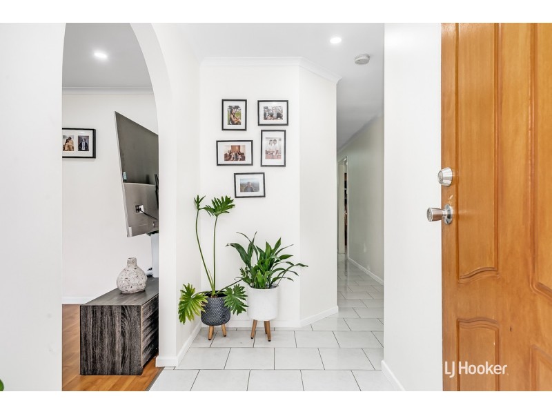 10 Mike Place, Salisbury Downs SA 5108