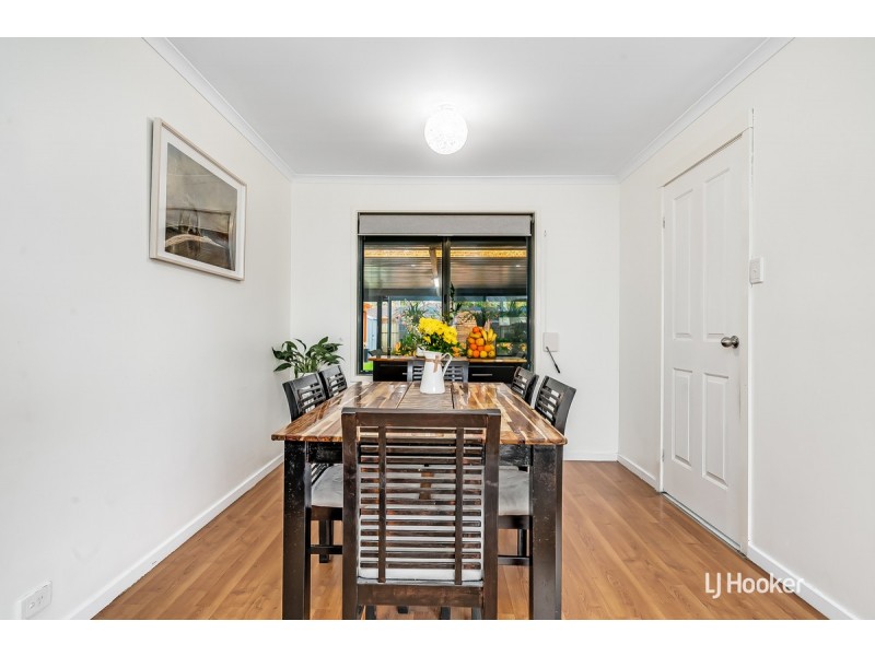 10 Mike Place, Salisbury Downs SA 5108