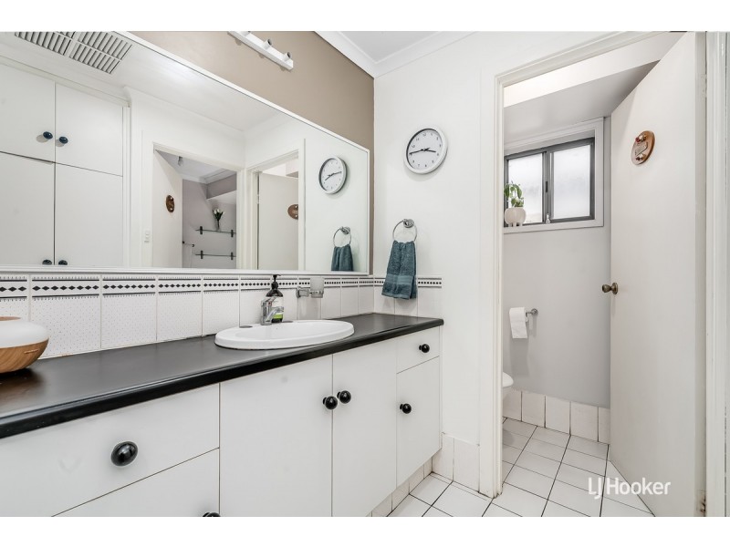 10 Mike Place, Salisbury Downs SA 5108