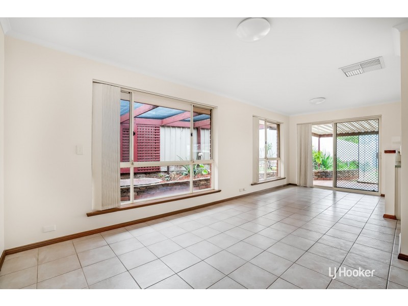 6 Charles Way, Hillbank SA 5112