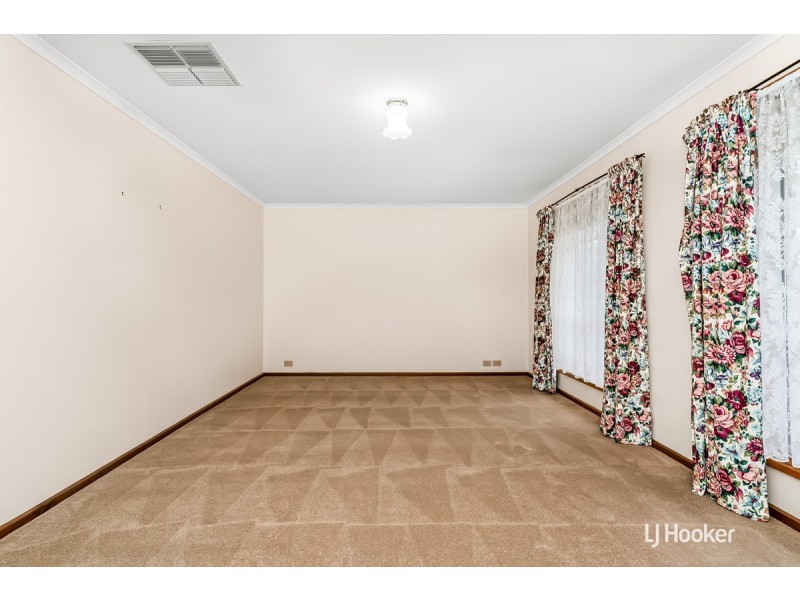 8 Grosvenor Place, Paralowie SA 5108