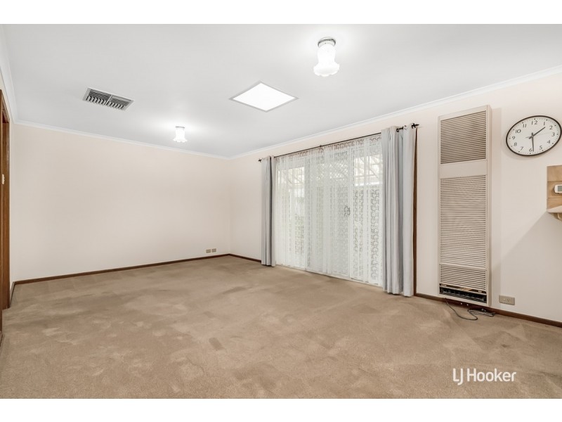 8 Grosvenor Place, Paralowie SA 5108