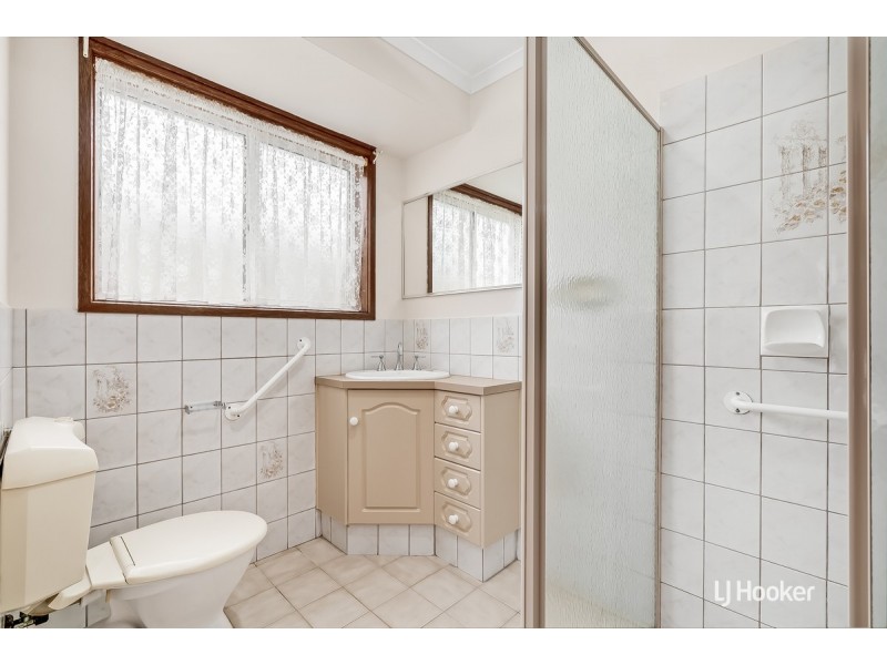 8 Grosvenor Place, Paralowie SA 5108