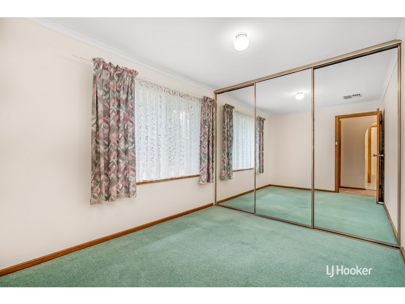 8 Grosvenor Place, Paralowie SA 5108