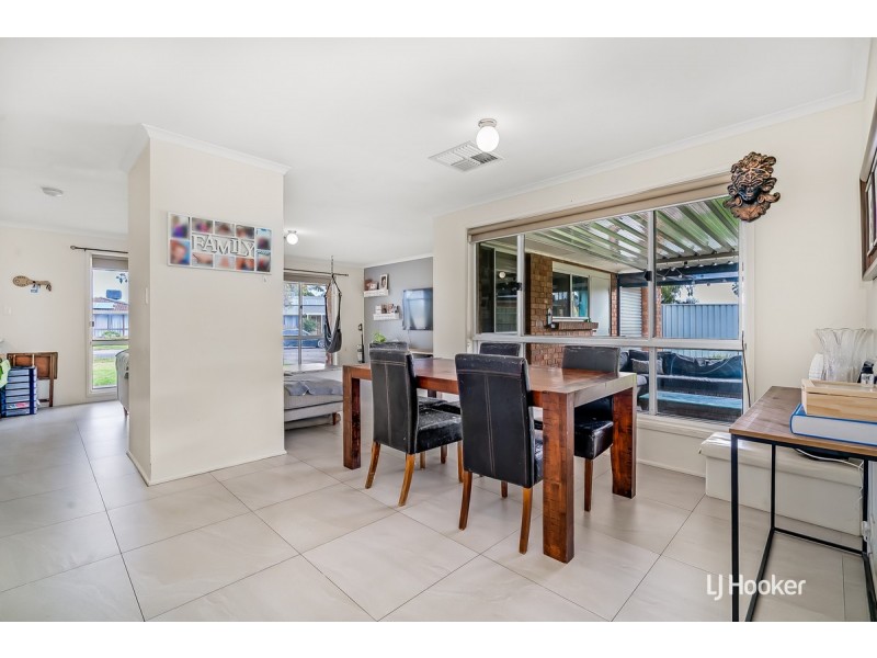 8 Harvest Court, Andrews Farm SA 5114