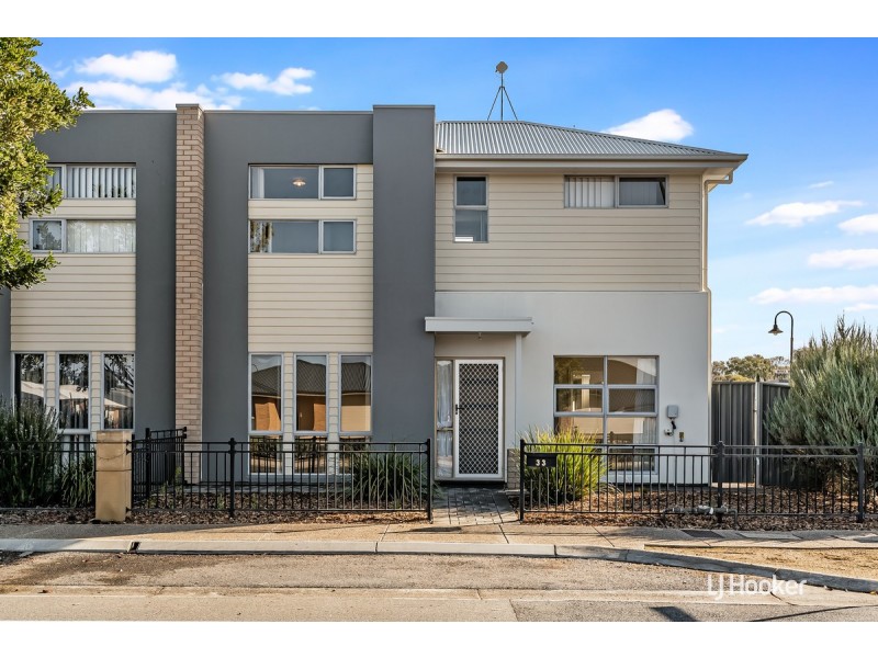 33 Esperance Drive, Andrews Farm SA 5114