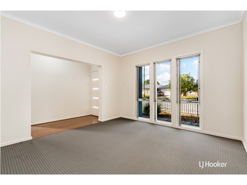 33 Esperance Drive, Andrews Farm SA 5114