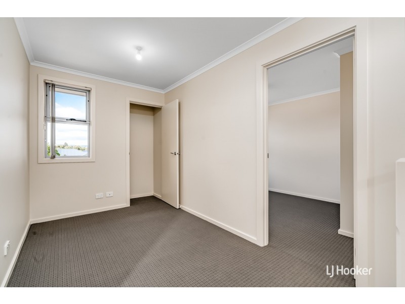 33 Esperance Drive, Andrews Farm SA 5114