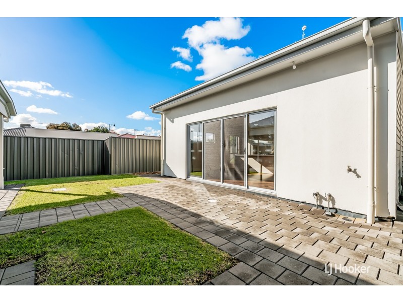 33 Esperance Drive, Andrews Farm SA 5114