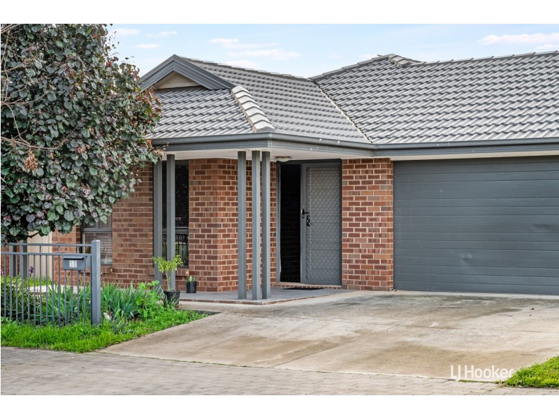 10 Barrat Street, Smithfield Plains SA 5114