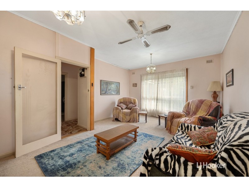 2 Hamblynn Road, Elizabeth Downs SA 5113