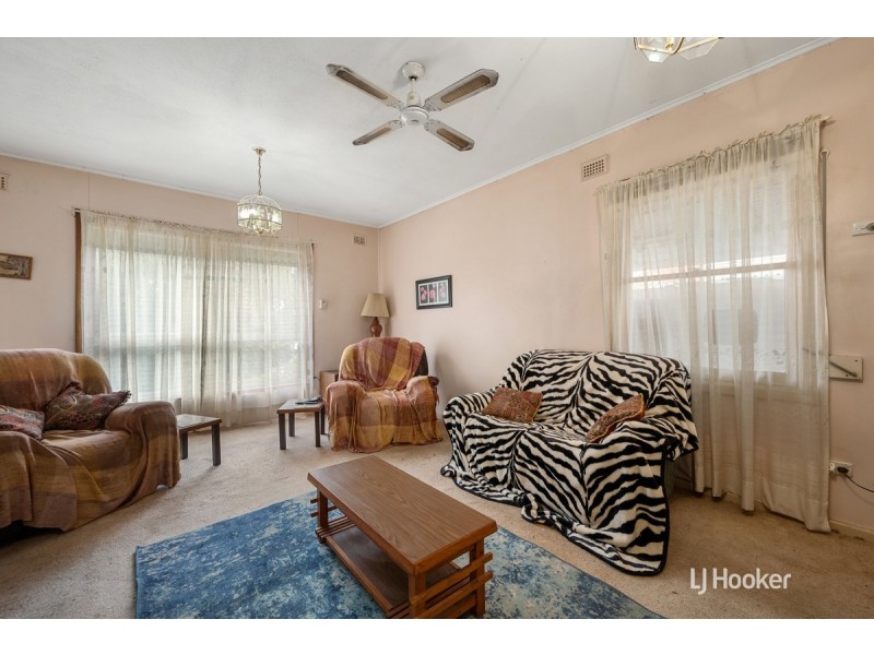 2 Hamblynn Road, Elizabeth Downs SA 5113