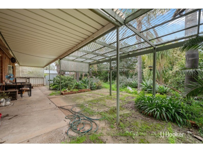 2 Hamblynn Road, Elizabeth Downs SA 5113