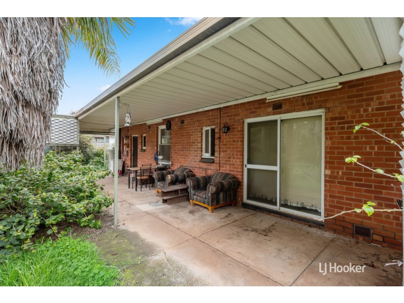 2 Hamblynn Road, Elizabeth Downs SA 5113