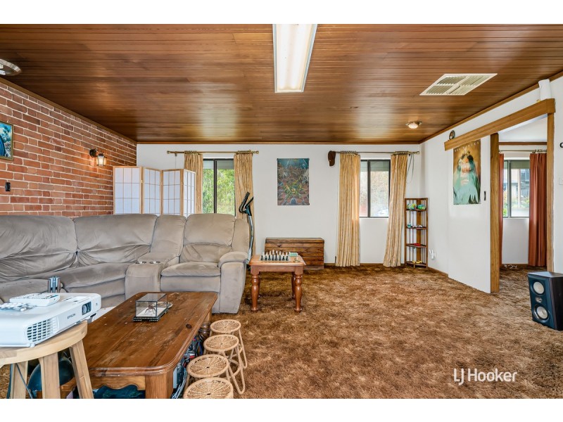 12 Euroa Avenue, Banksia Park SA 5091